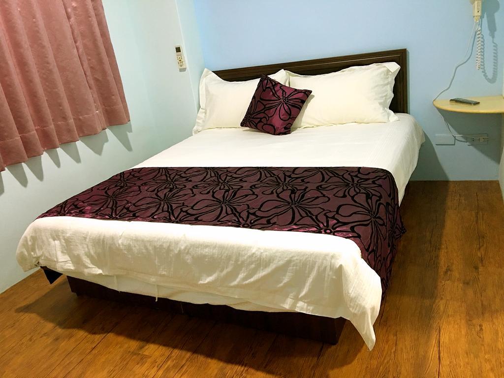 Ai Yin B&B Kota Hualien Bagian luar foto