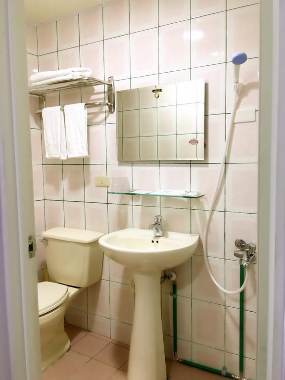 Ai Yin B&B Kota Hualien Bagian luar foto