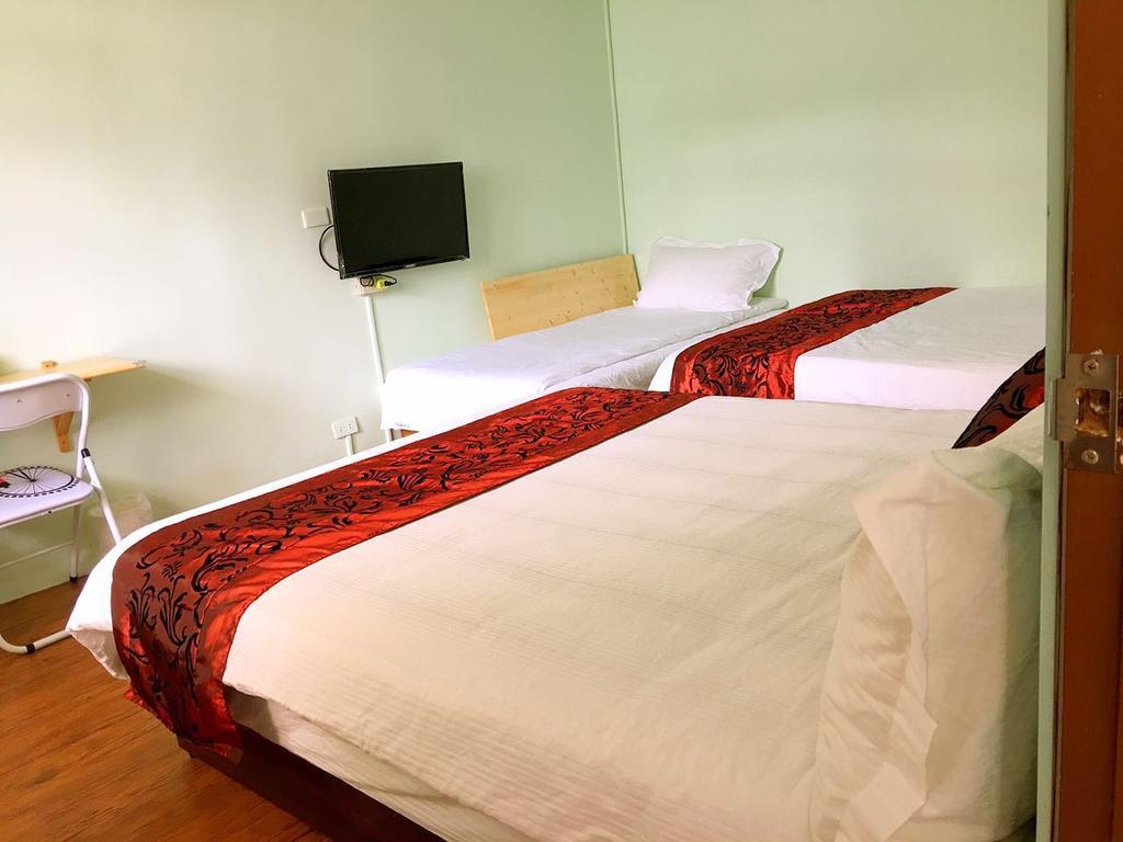 Ai Yin B&B Kota Hualien Bagian luar foto